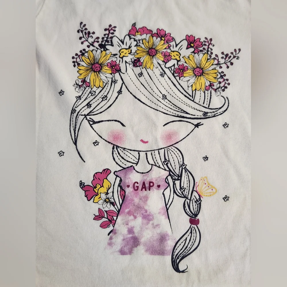 GAP Kids Cream Graphic Long Sleeve Tee
